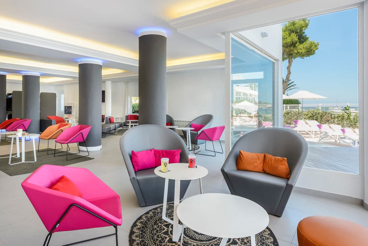 Escape to Ibiza - photo 2