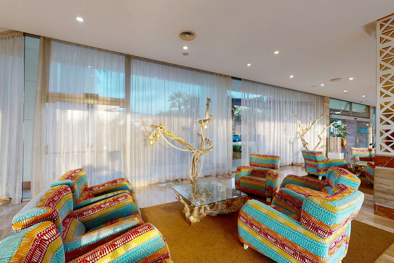 Tropic Garden Hotel - photo 3