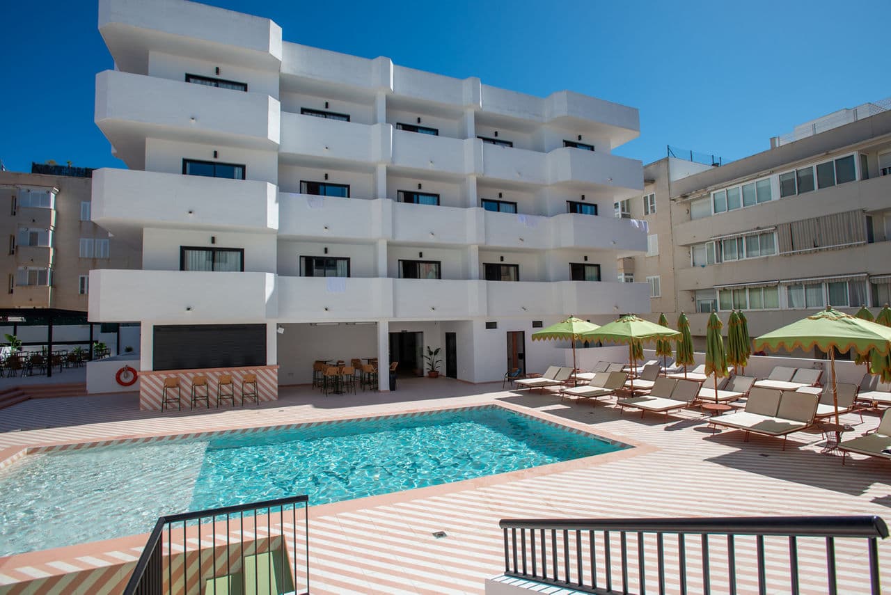Holiday to Ibiza - photo 3
