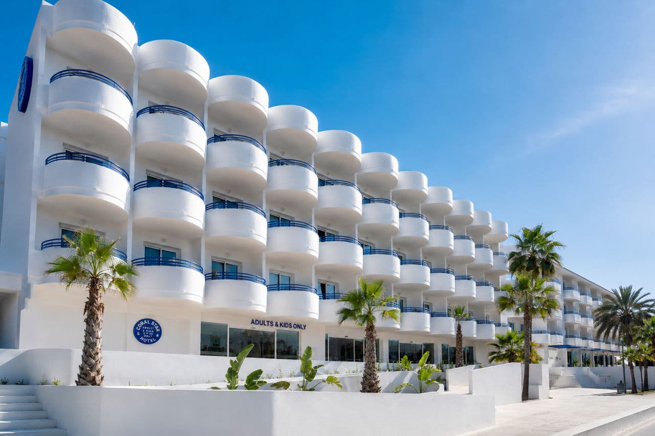 Holiday to Ibiza - photo 2