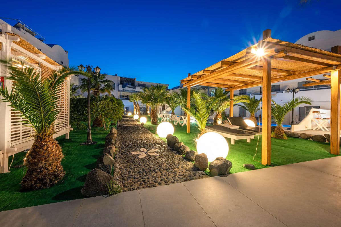 Santorini Getaway - photo 2