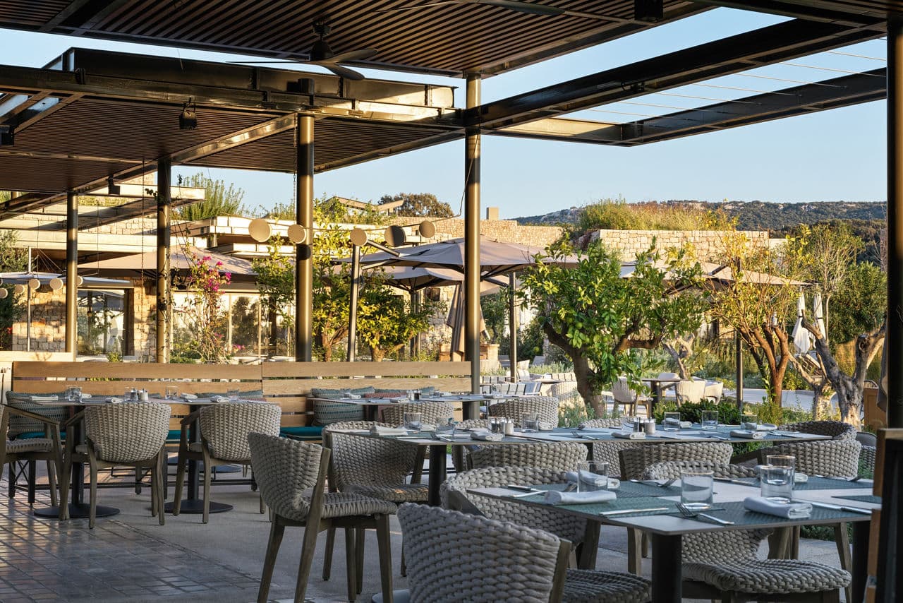 W Costa Navarino - photo 2