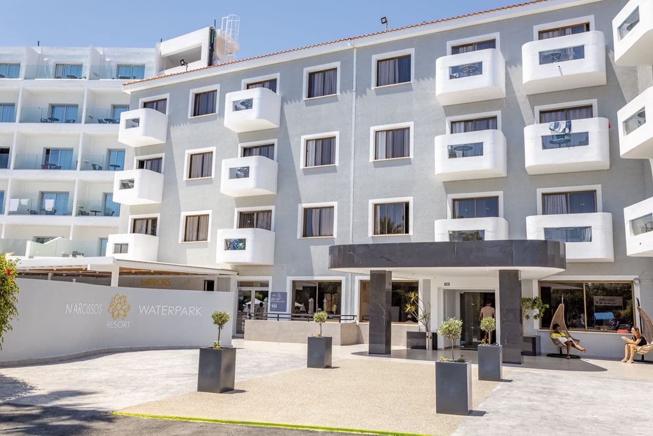 Narcissos Waterpark Resort - photo 2