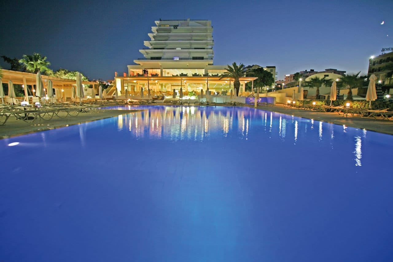Cyprus (Larnaca) Getaway - photo 2