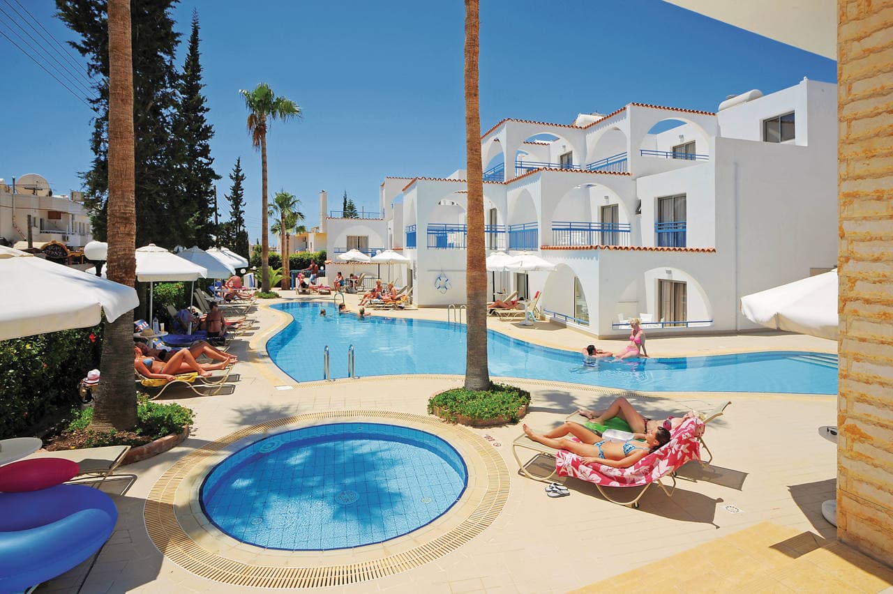 Petrosana Hotel - photo 3