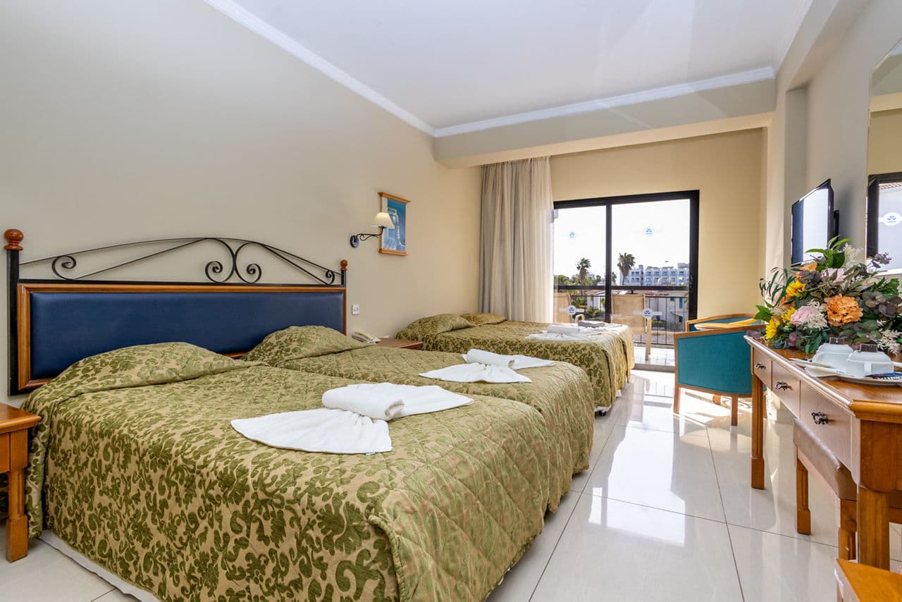 Tsokkos Gardens Apartments - photo 2