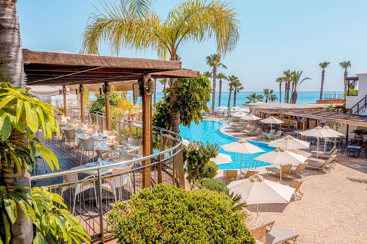 Louis Althea Beach Hotel - photo 2