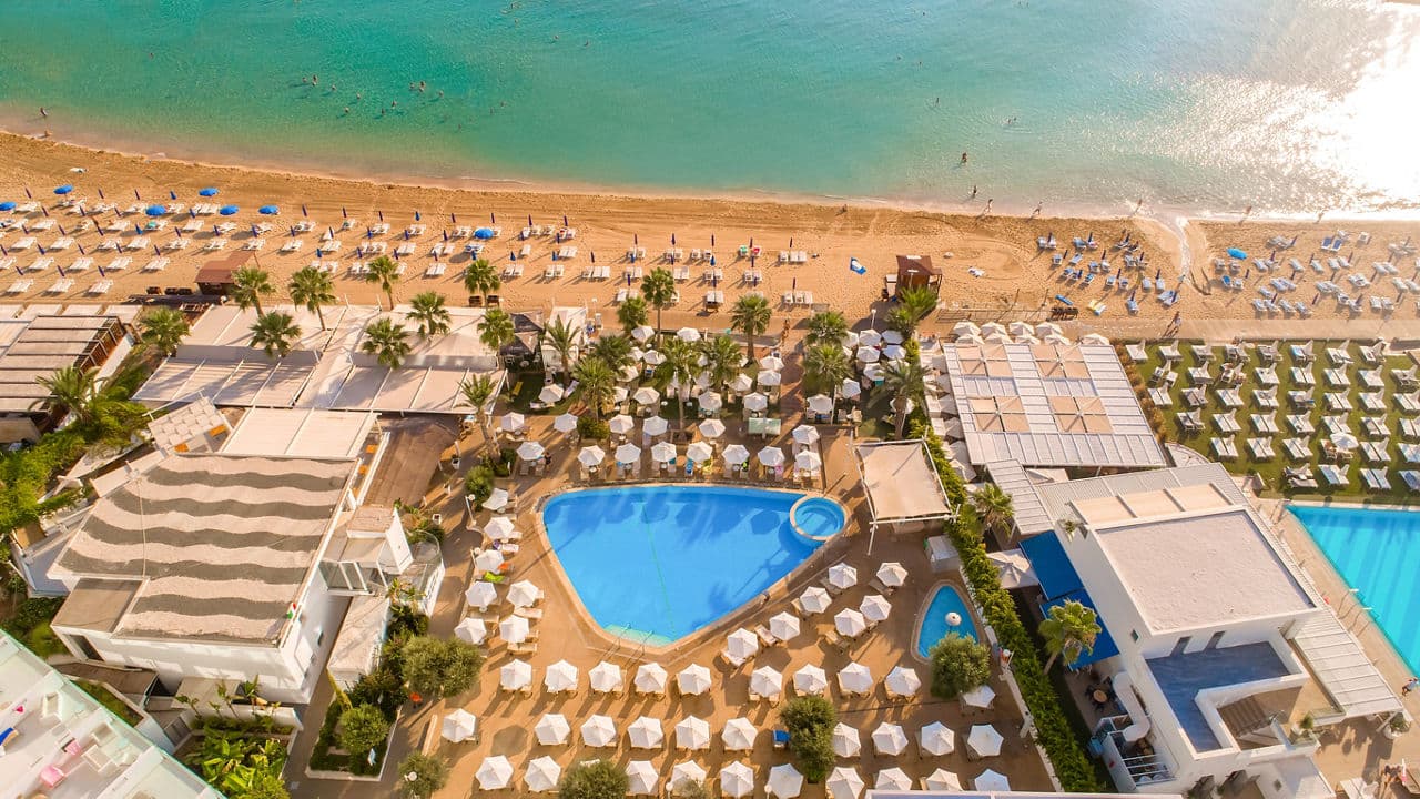 Vrissaki Beach Hotel - main photo