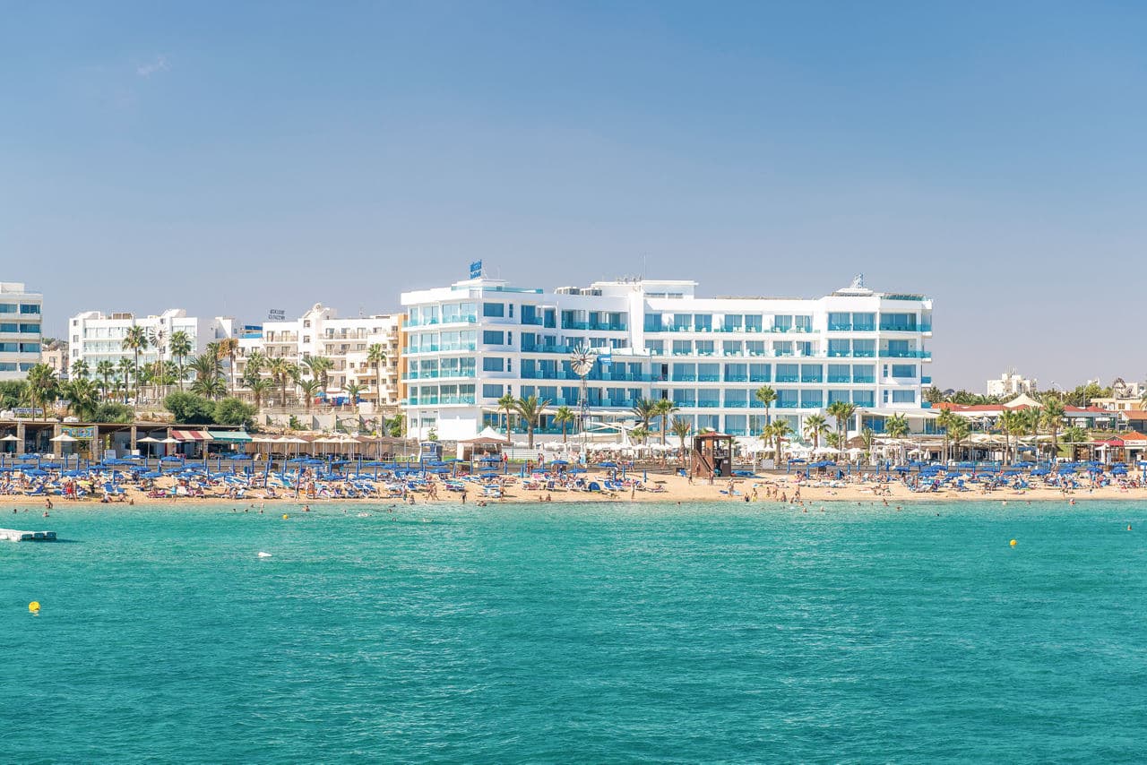 Vrissaki Beach Hotel - photo 2