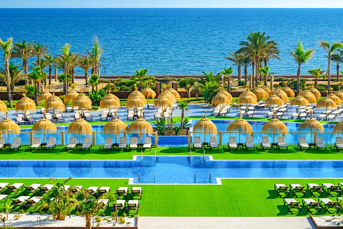 Cabogata Beach Hotel
