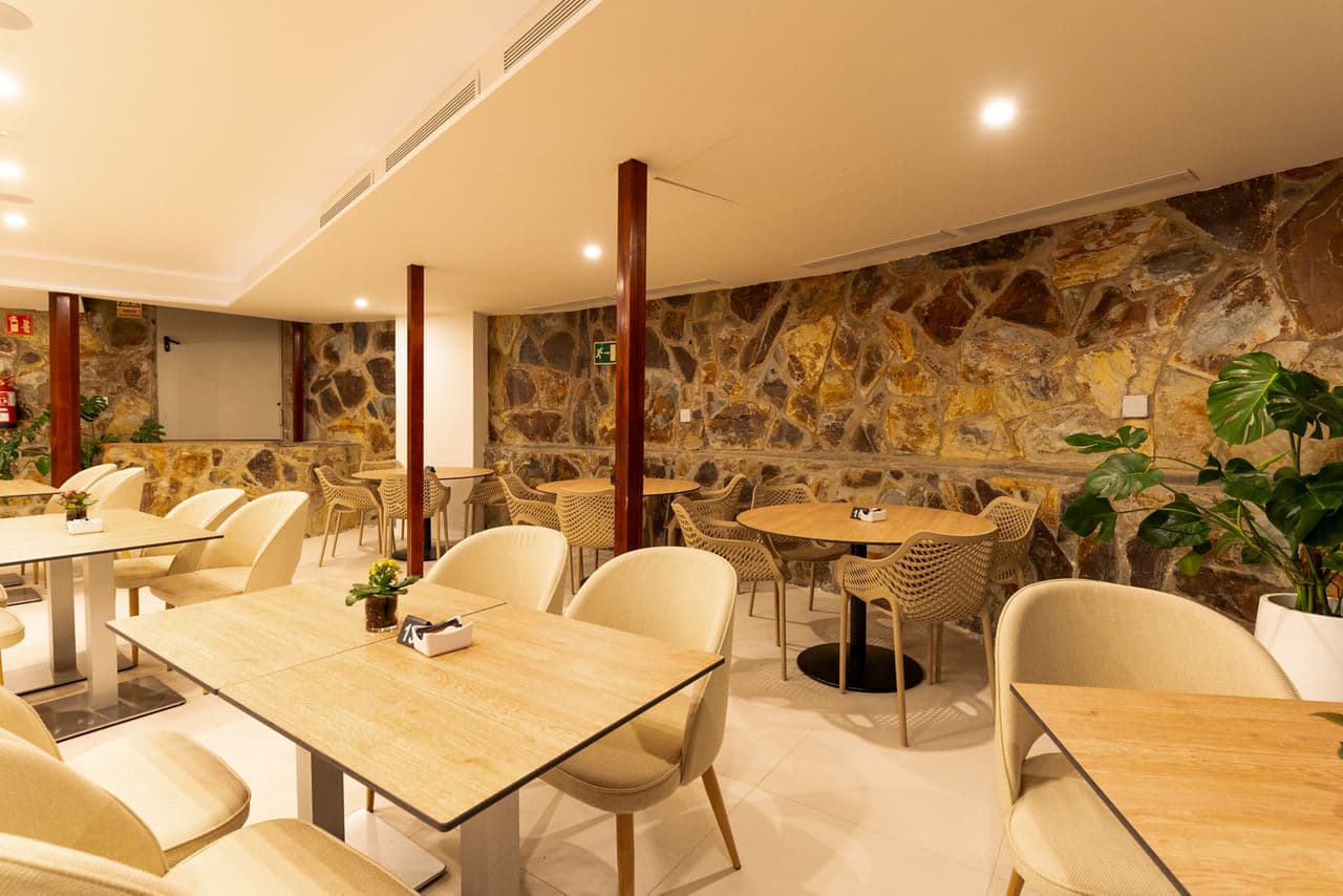 HL Rondo Hotel - photo 2
