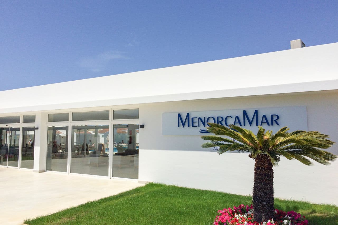 Menorca Mar Apartments - photo 2
