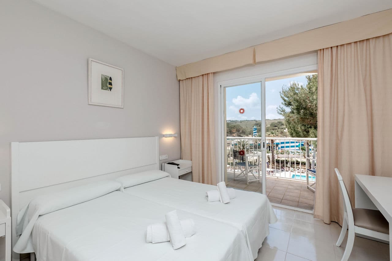 Family holiday in Menorca - photo 3