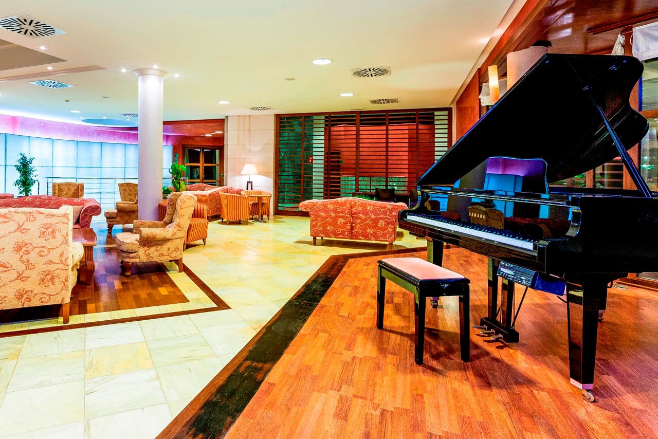 Menorca Family Holiday 5 star but half board - photo 3