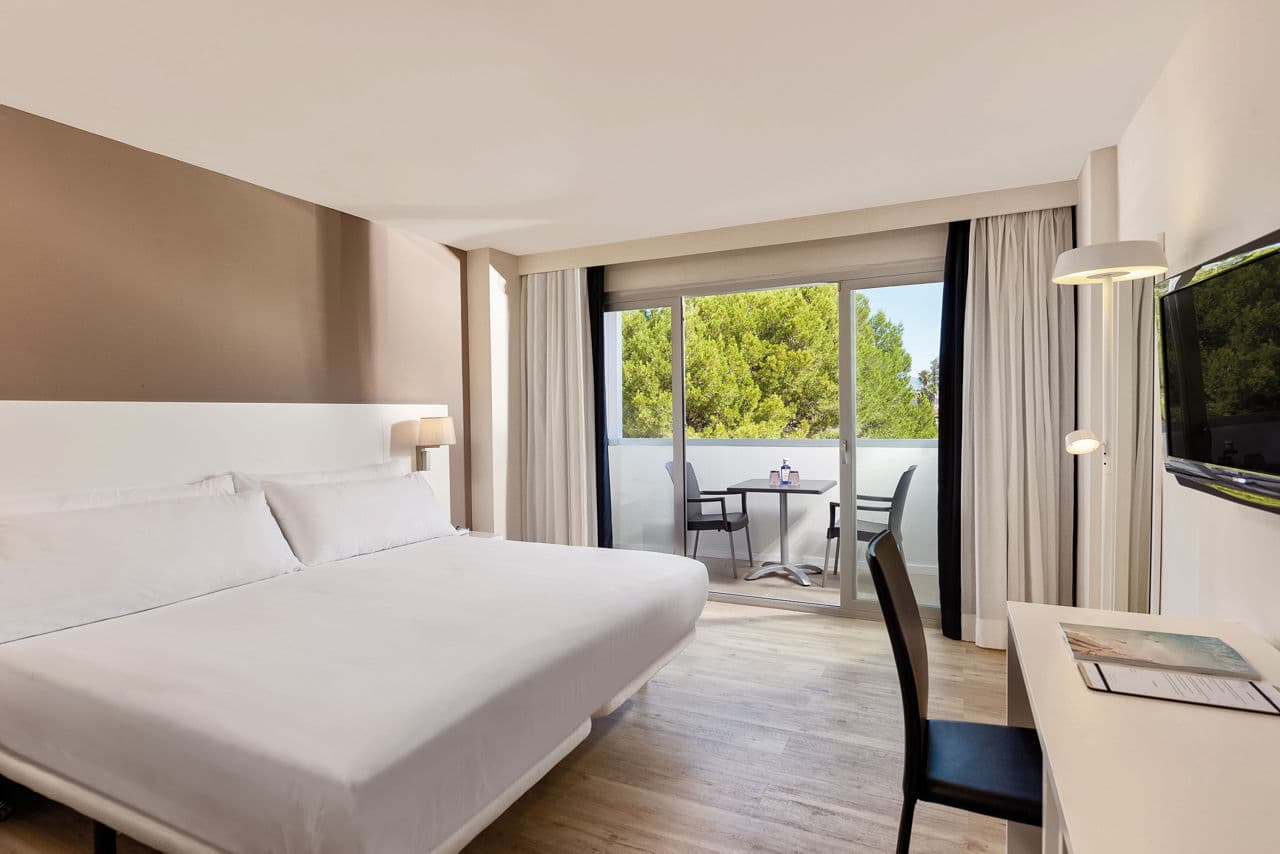 Palma City Getaway - photo 3