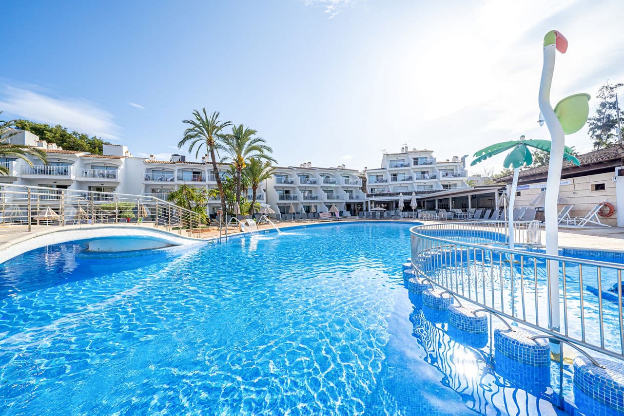 Aparthotel Playa Cas Saboners - photo 2