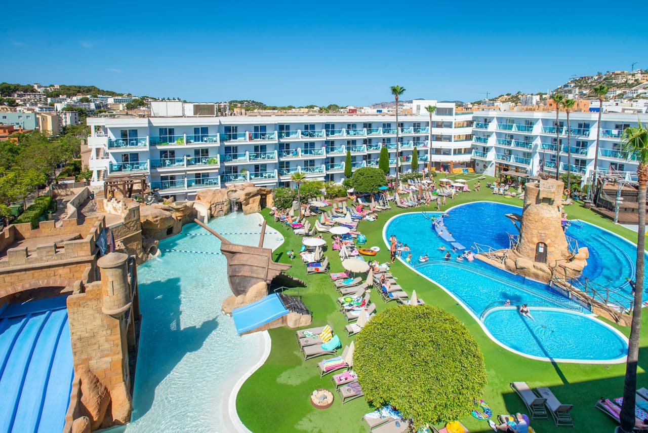 Family Holiday in Majorca - photo 3