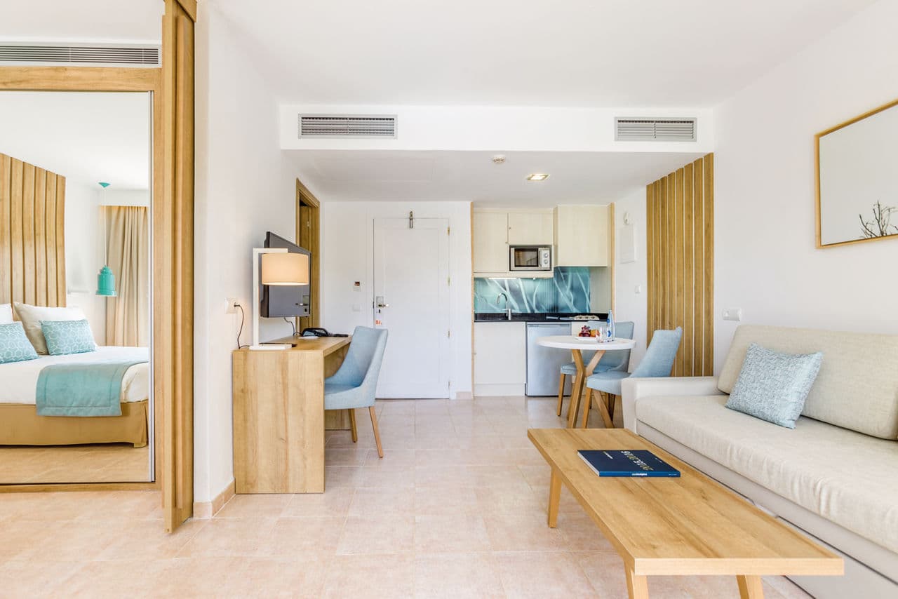 Zafiro Palmanova - photo 3