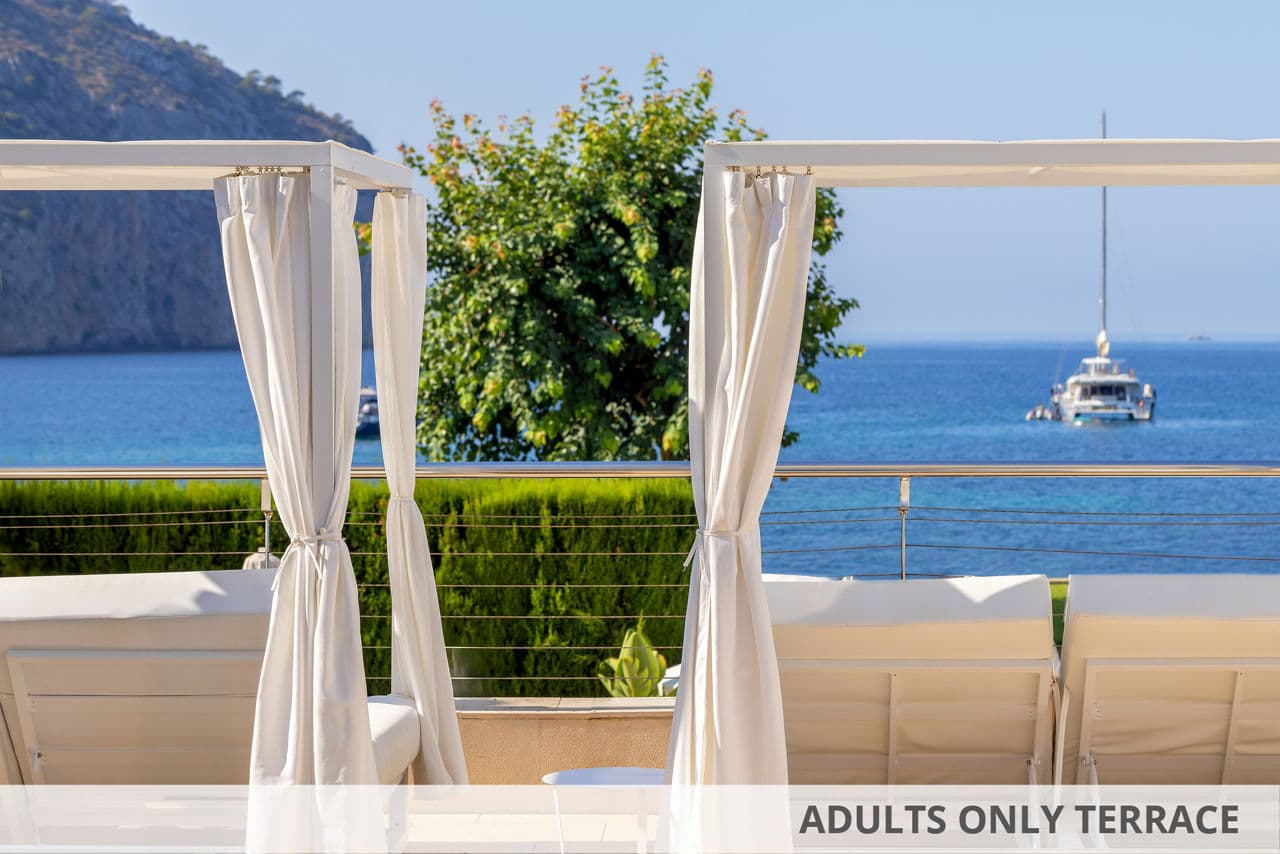 Alua Camp de Mar. - photo 2