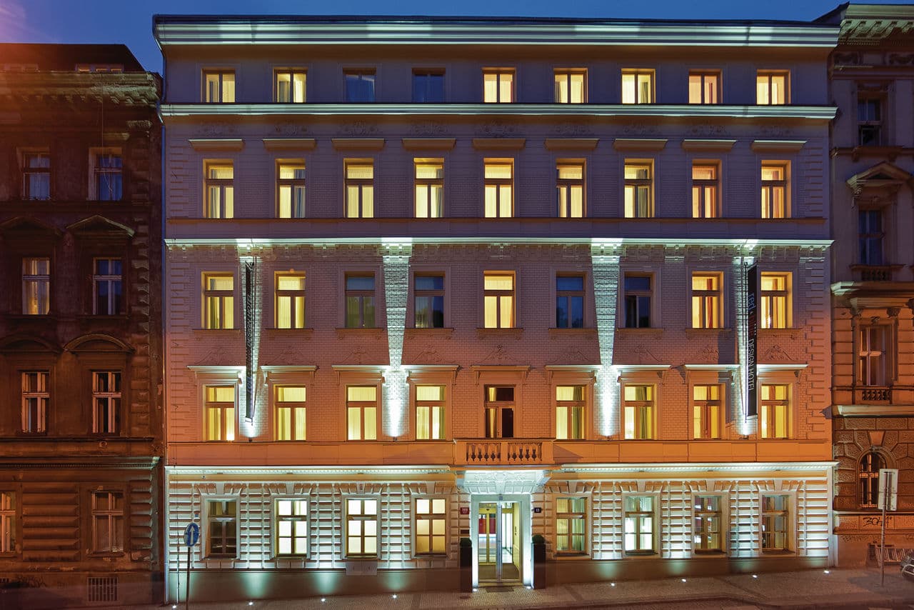 Red & Blue Design Hotel - main photo