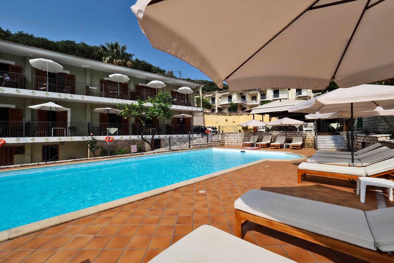 Bella Vista Hotel and Apartments Parga - photo 3