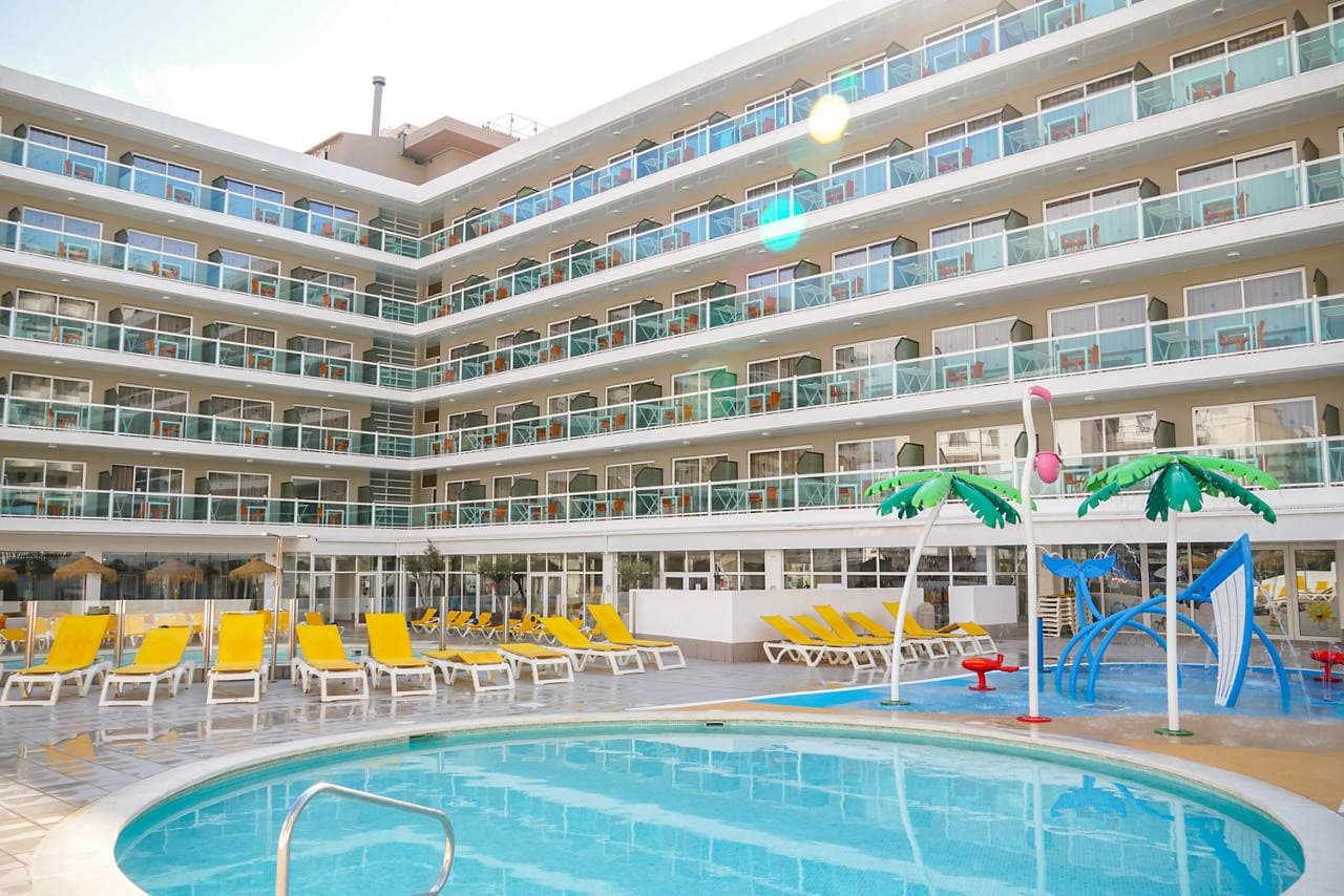 Costa Dorada Getaway