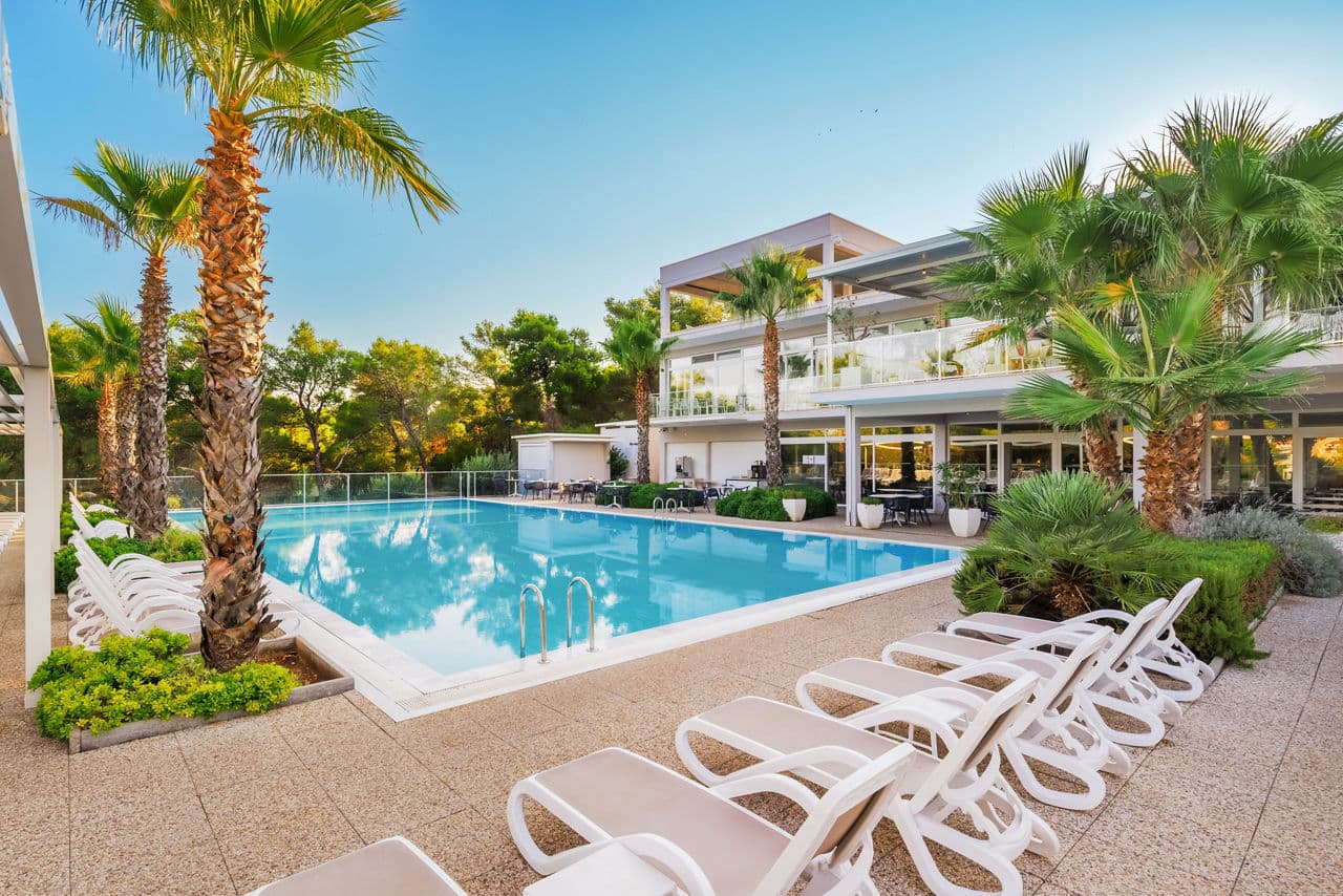 Gava Waterman Milna Resort - main photo
