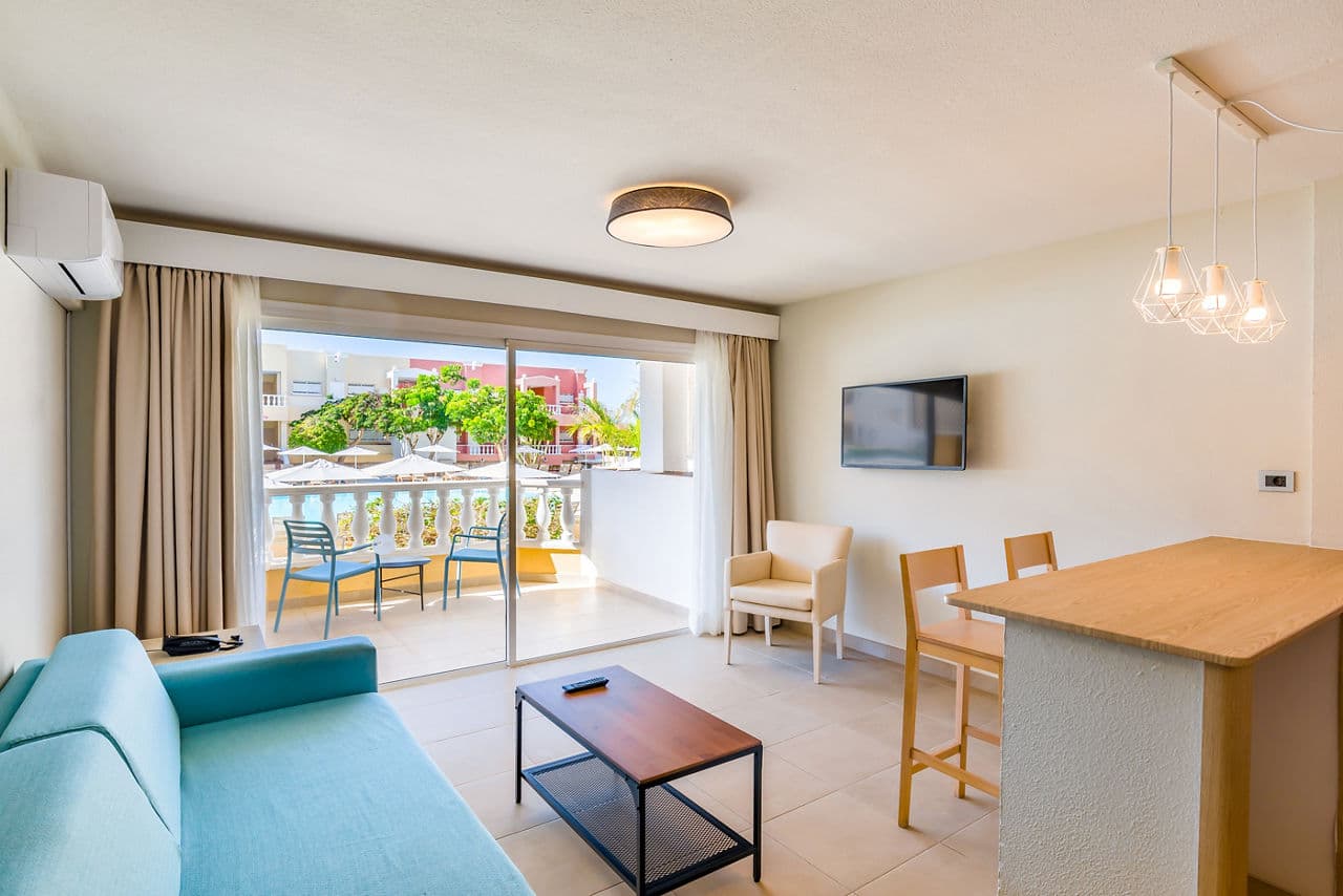 Servatur Isora Suites - photo 3