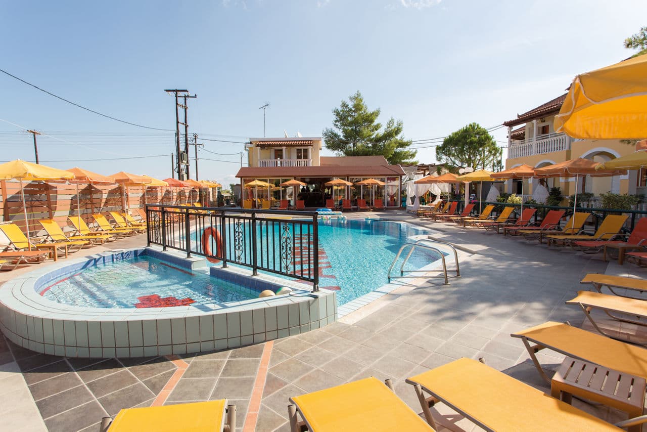 Holiday in Zante - photo 3