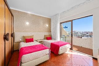 Albufeira Getaway - photo 2