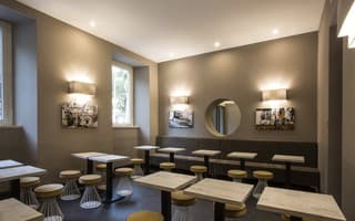 The Guardian Hotel - photo 2