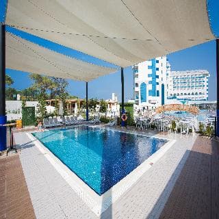 Water Side Resort - photo 3