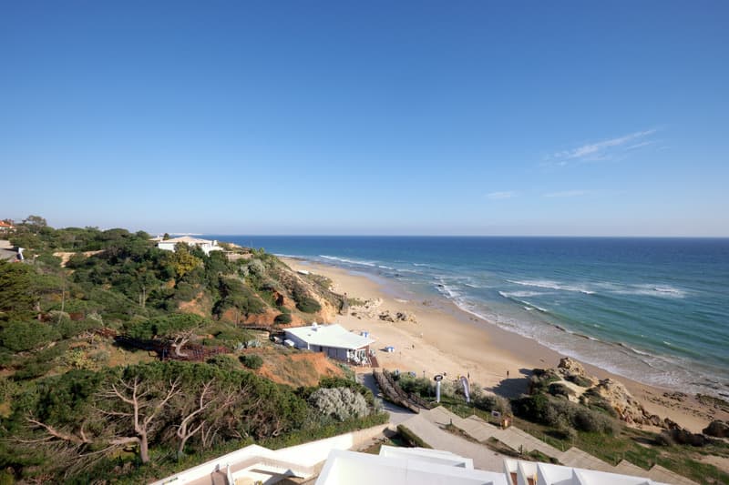 Albufeira Getaway - photo 2