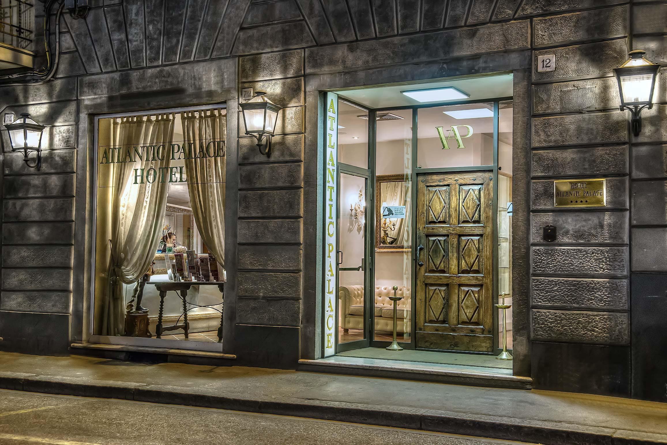 Florence, Atlantic Palace - photo 3