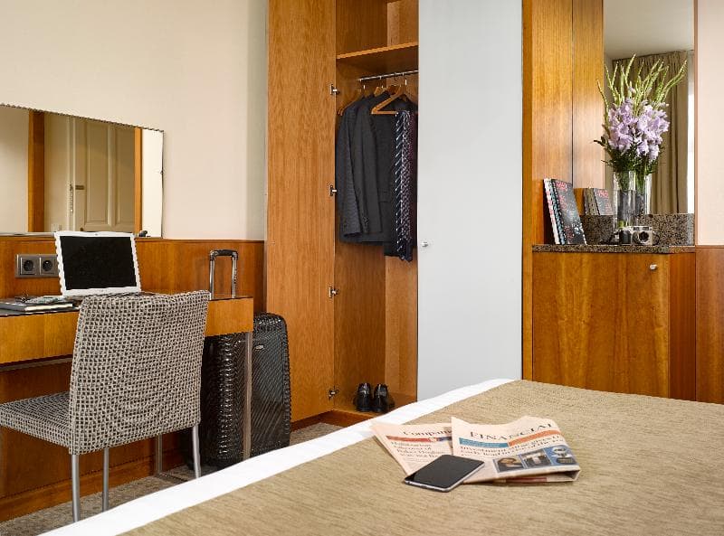 K+K Hotel Central - Easyjet - photo 2