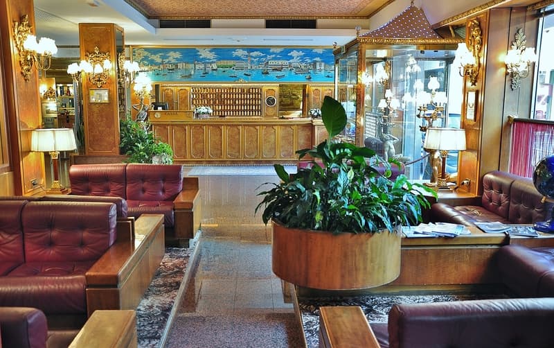 Venezia Hotel - main photo
