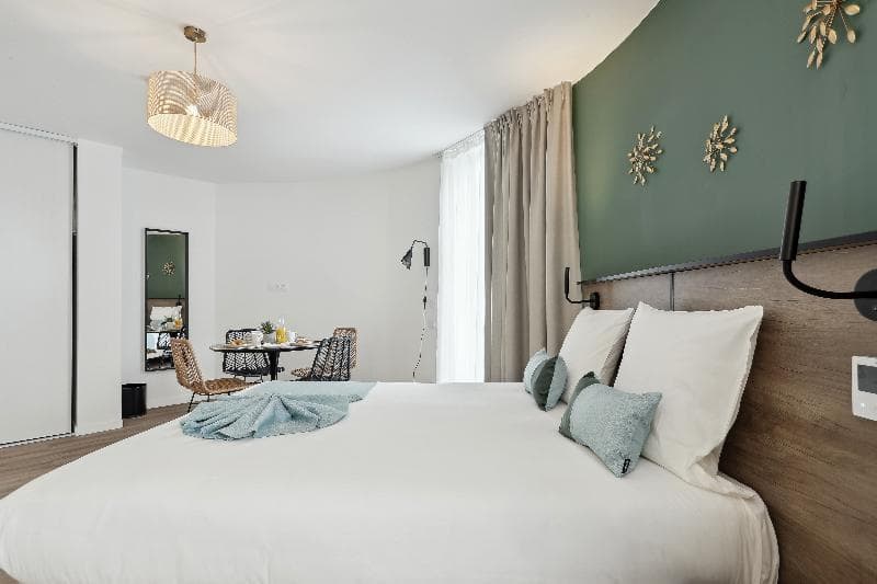 Noisy-le-Grand Getaway - photo 2