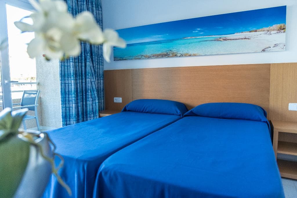 Club Cala Romani - photo 2