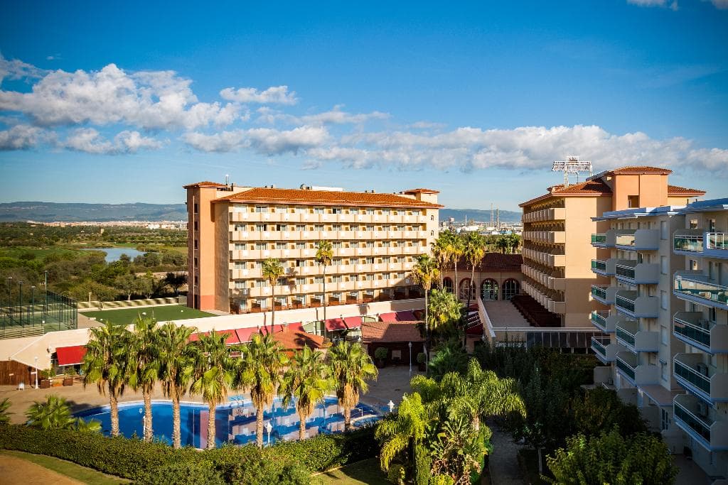 La Pineda, Ohtels La Hacienda - photo 3