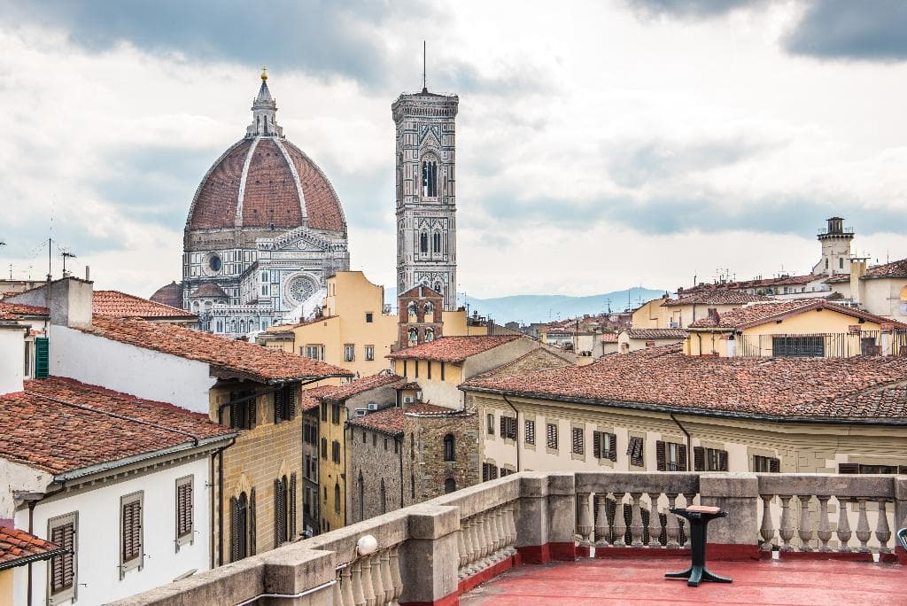 Florence, Paris - photo 3