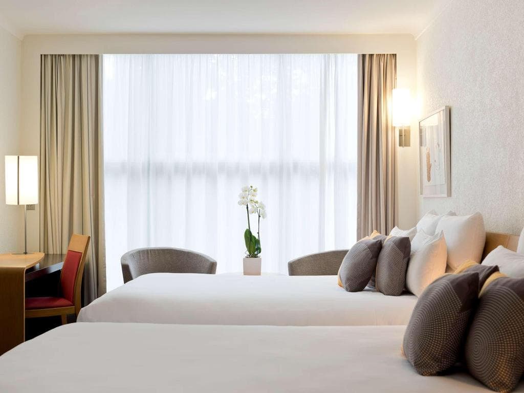 Geneva City Escape - photo 3
