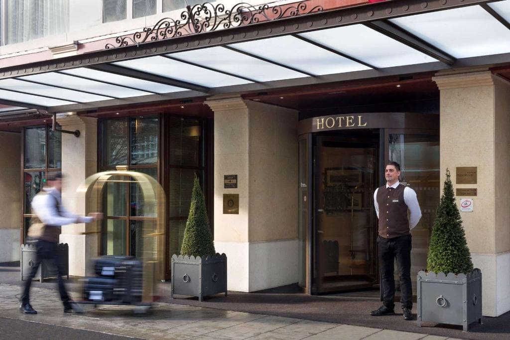 Geneva City, Royal Manotel - photo 3