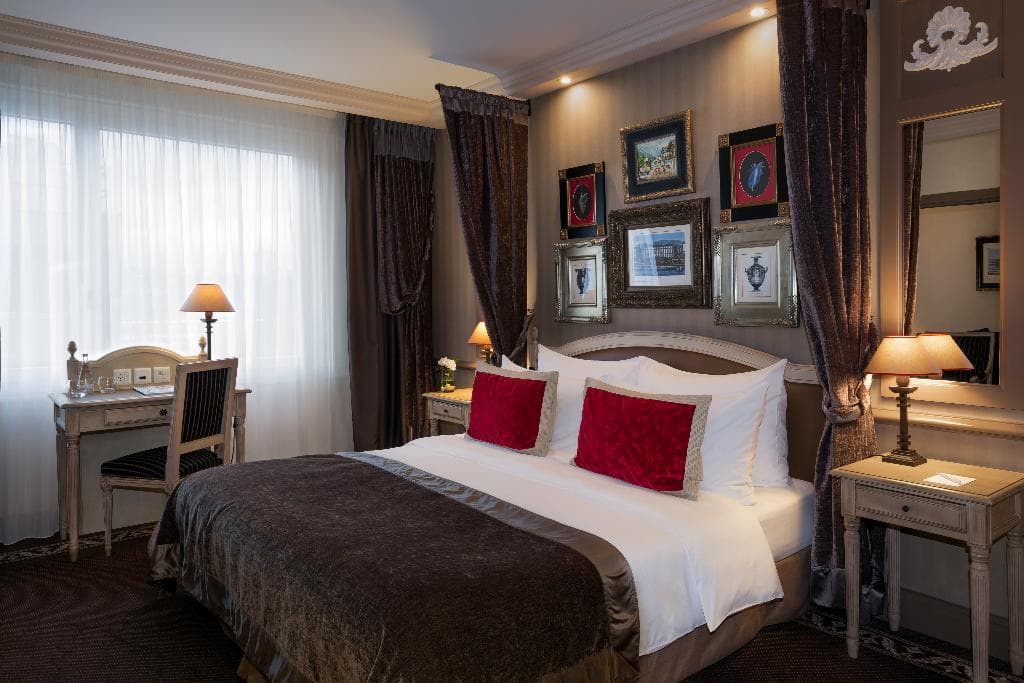 Geneva City, Royal Manotel - photo 2