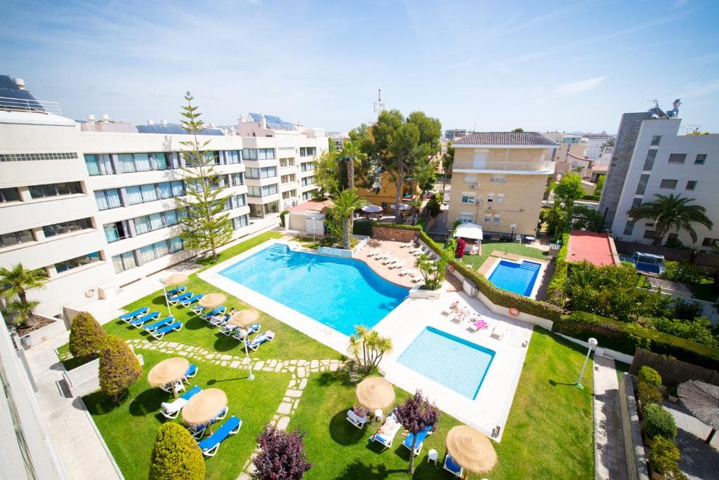 Atenea Park Suites - photo 2