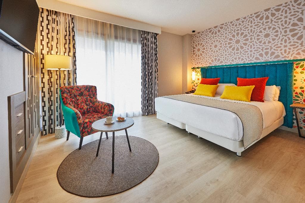 Hesperia Sevilla - photo 2