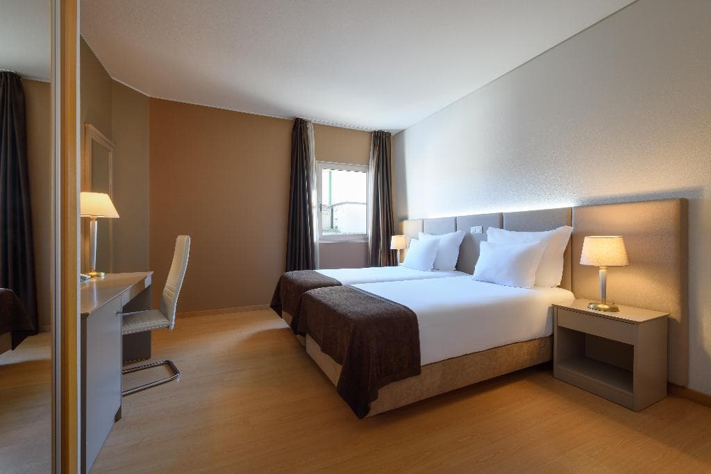 TRYP Porto Centro Hotel - photo 2