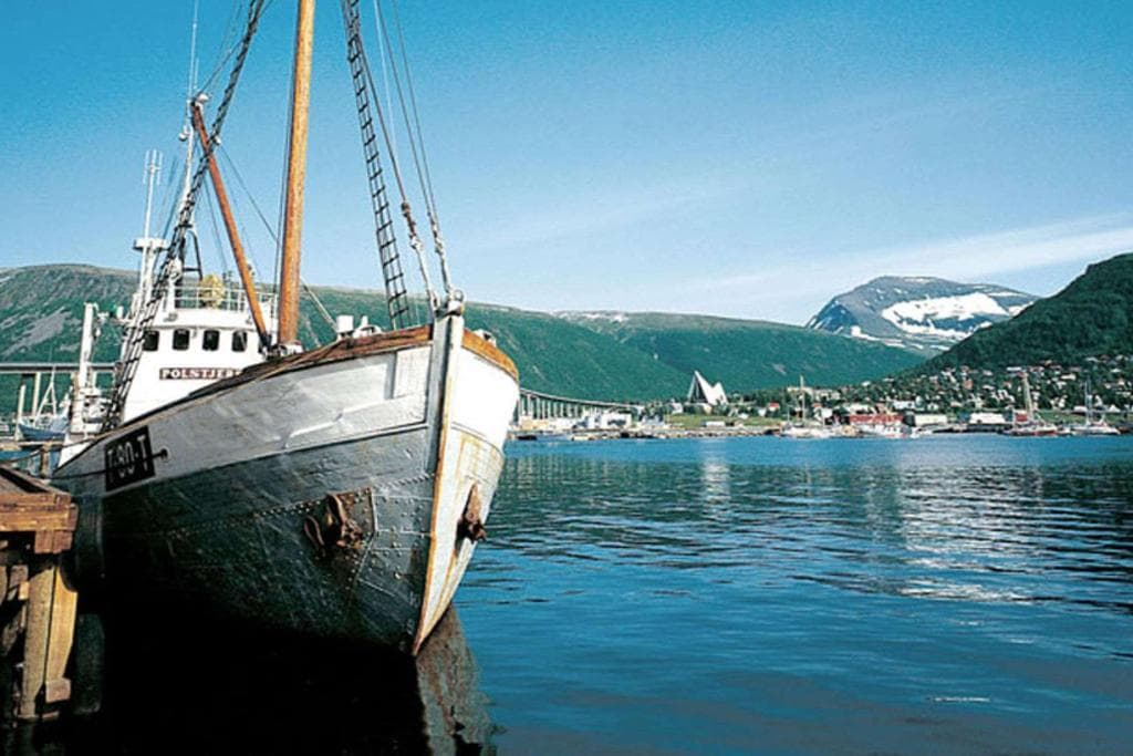 Tromso City Escape - photo 3