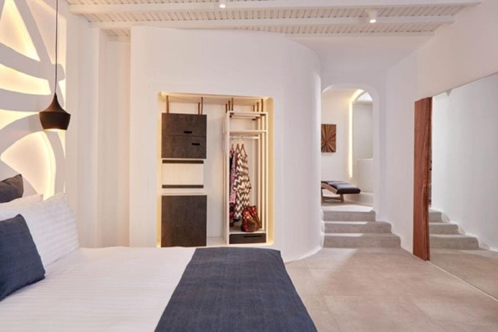 Mykonos Town Getaway - photo 2