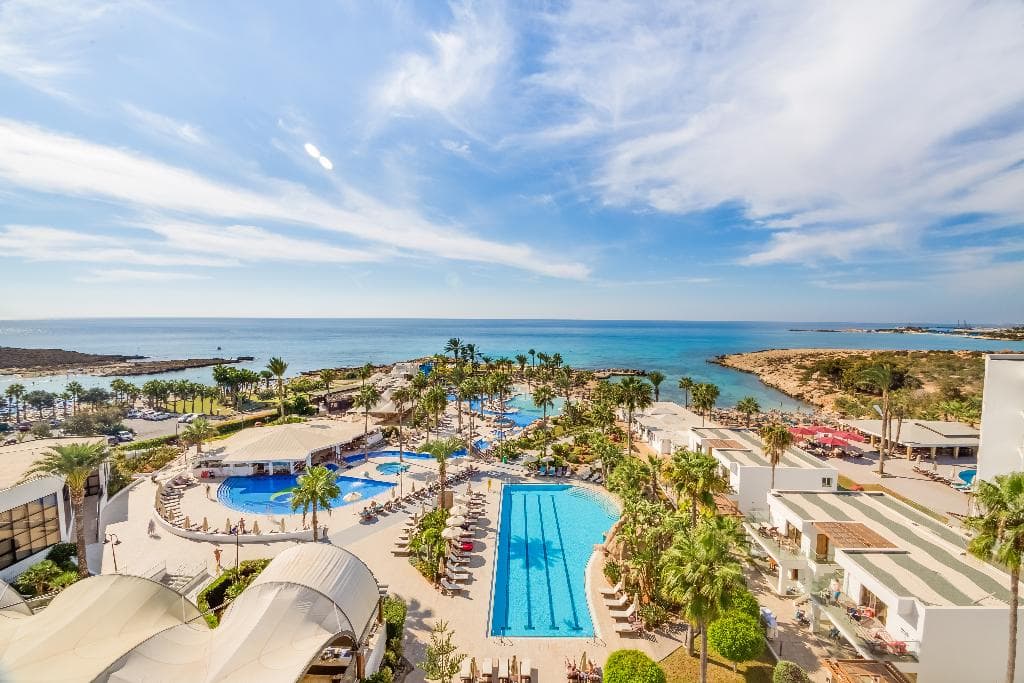 Adams Beach Hotel - photo 3