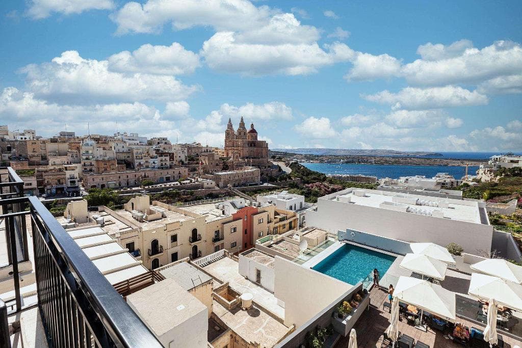 Mellieha Bay Escape - photo 3